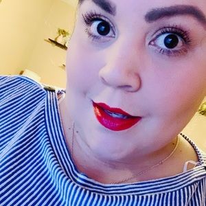 Meet your Posher, Kenia